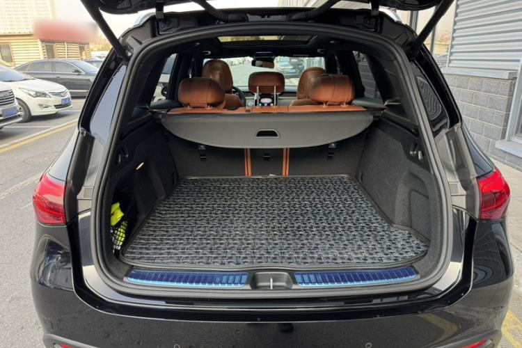 Used Mercedes-Benz GLC 2025 GLC 300 L 4MATIC Dynamic Model 5 Seats