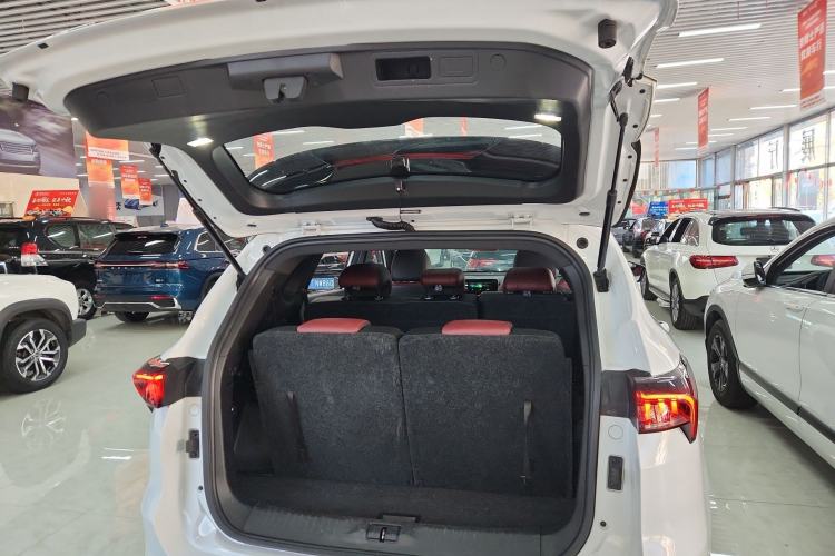 Used JETOUR X70 PLUS 2023 1.5T DCT Ziqiang PRO 7-Seater
