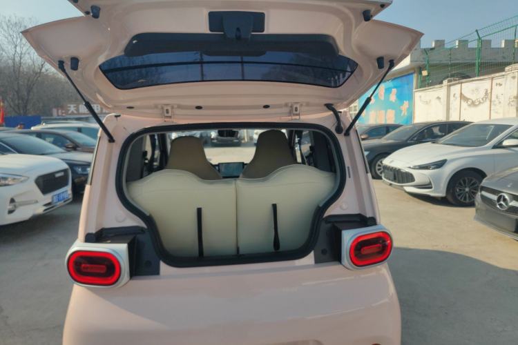 Used Wuling Hongguang MINIEV 2024 3rd Generation 215km Youth Edition
