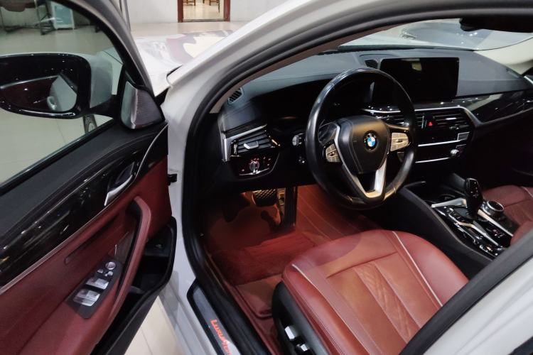 Used BMW 5 Series 2021 525Li Luxury Package
