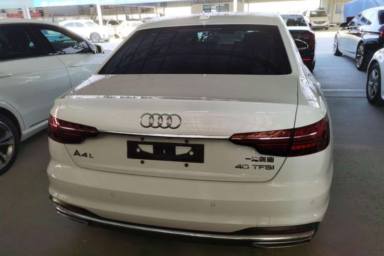 Used Audi A4L 2020 40 TFSI Fashionable and Elegant Model
