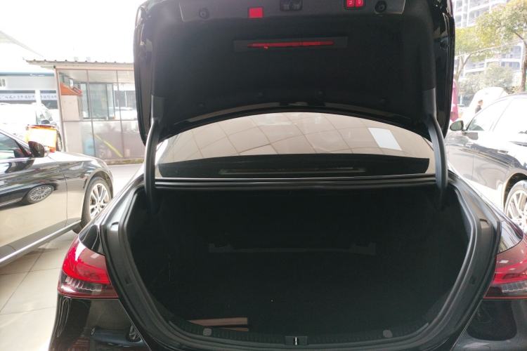 Used Mercedes-Benz E-Class 2022 Updated E 300 L Luxury Edition