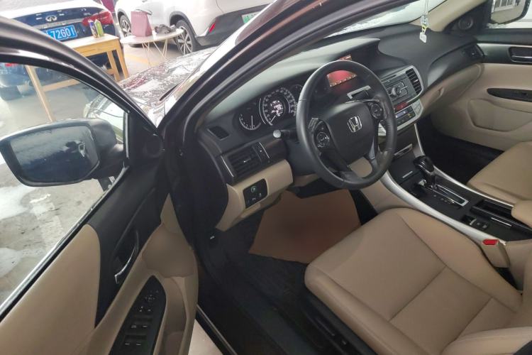 Used Honda Accord 2014 2.0L EX Luxury Edition
