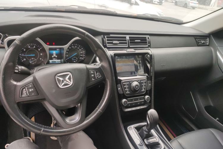 Used JMC Yusheng S330 2016 1.5L GTDi Automatic Two-Wheel Drive Prestige Edition
