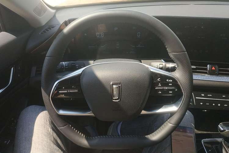 Used Bestune B70 2022 Third Generation 1.5T Automatic Enjoyment Version
