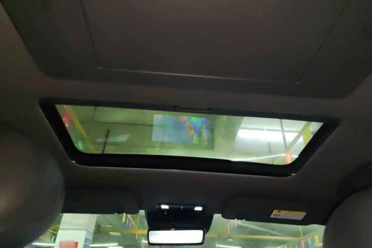 Used Dongfeng eπ eπ008 2024 210Max Range-Extended Version 6 Seats
