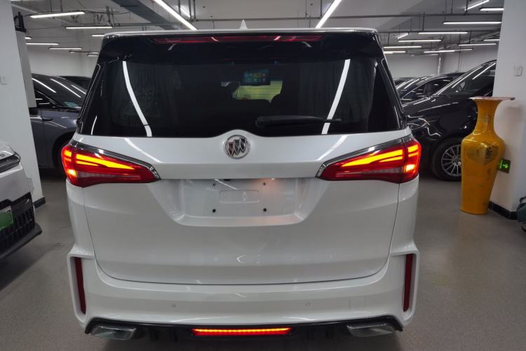 Used Buick GL8 2018 ES 28T Comfort Model China VI Standard