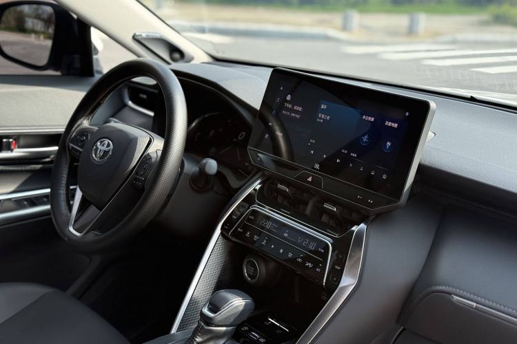 Used Toyota Venza 2023 2.0L CVT Two-Wheel Drive Prestige Version
