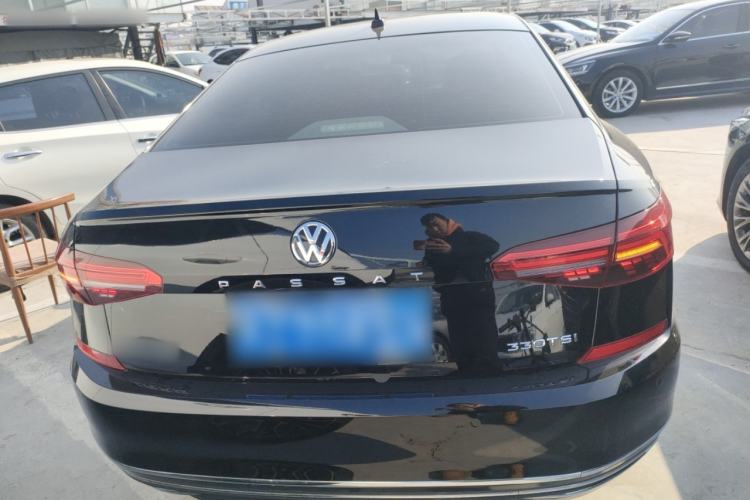 Used Volkswagen Passat 2020 330TSI Elite Edition China VI
