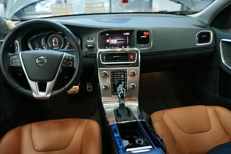 Used Volvo S60 2019 S60L Facelift T5 Intelligent Advanced Edition