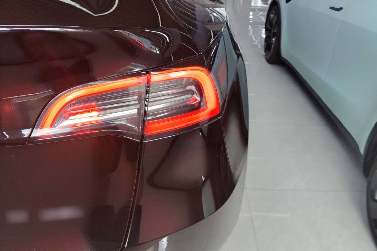 Used Tesla Model Y 2021 Standard Range Rear-Wheel Drive Version
