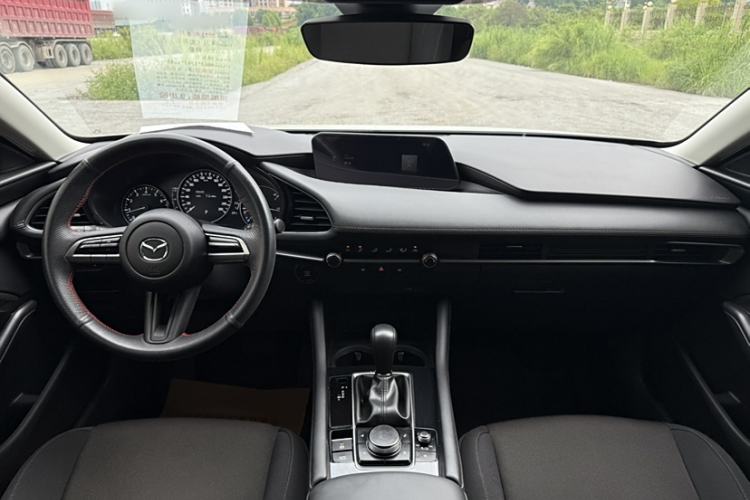 Used Mazda Mazda 3 Axela 2021 2.0L Automatic Zhiqing Edition
