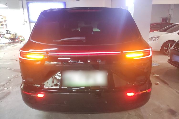 Used Hima AITO M7 2024 1.5T Rear-Drive Plus Version 5 Seats
