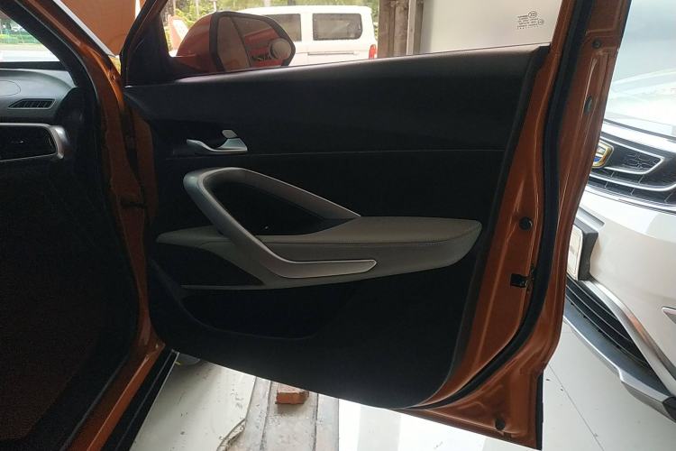 Used Baojun 510 2017 1.5L Automatic Fashion Model
