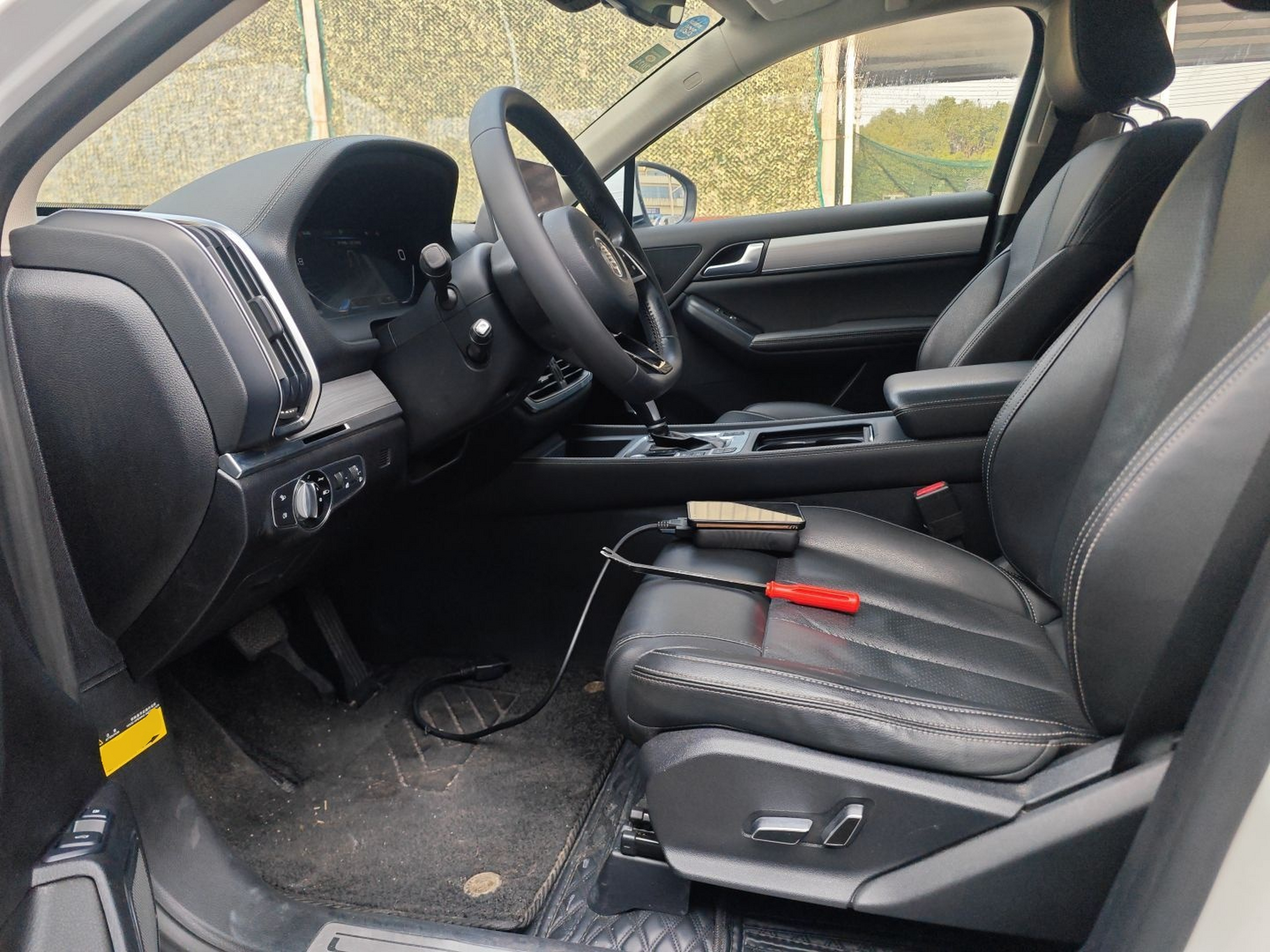 Переднее сиденье в автомобиле