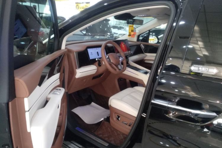 Used BYD Xia 2025 DM-i 1.5T 180km Excellence Model
