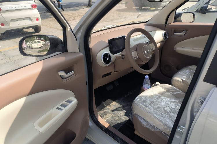 Used Wuling Hongguang MINIEV 2025 Four-Door Version Advanced Edition
