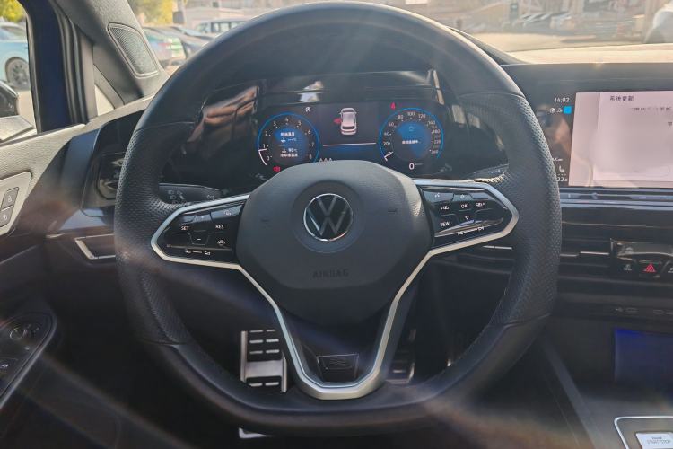 Used Volkswagen Golf 2023 Facelift 280TSI DSG R-Line Lite
