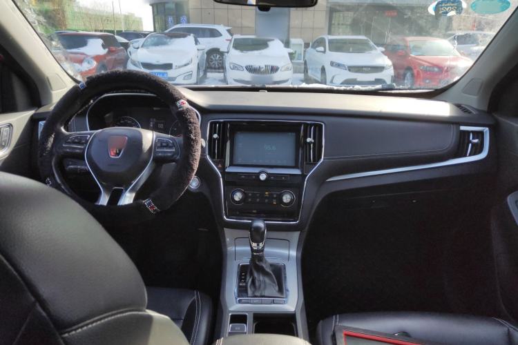 Used Roewe RX5 2016 20T Two-Wheel Drive Automatic Flagship Edition
