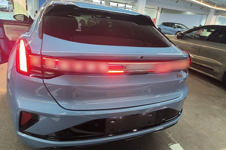 Used Zeekr 001 2025 YOU Edition 100 kWh All-Wheel Drive
