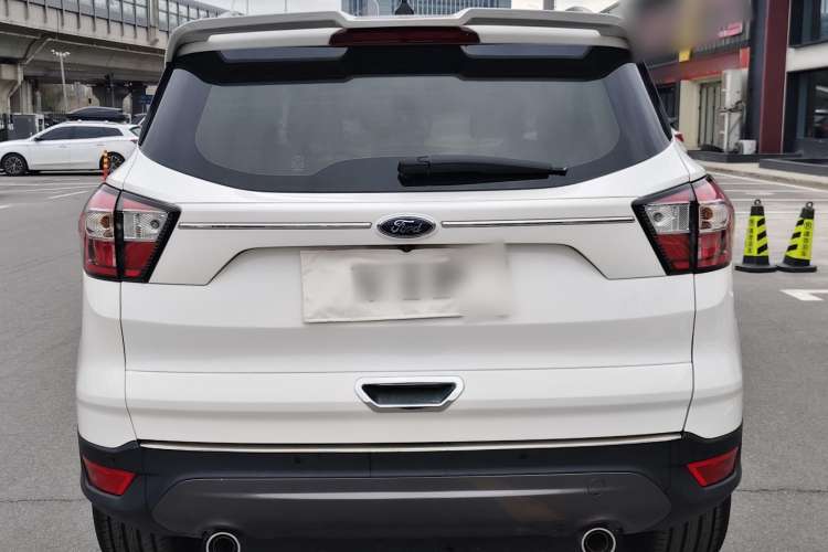 Used Ford Kuga 2019 EcoBoost 180 Two-Wheel-Drive Platinum Edition China VI Standard
