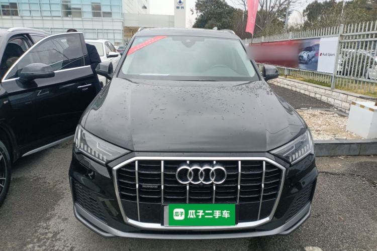 Used Audi Q7 2023 45 TFSI quattro S line Sport model