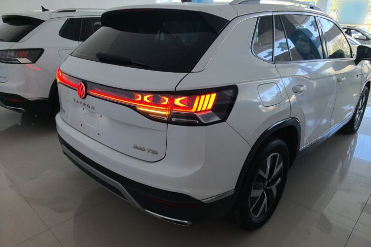 Used Volkswagen Tayron 2023 300TSI Two-Wheel-Drive Luxury Plus Advanced Edition
