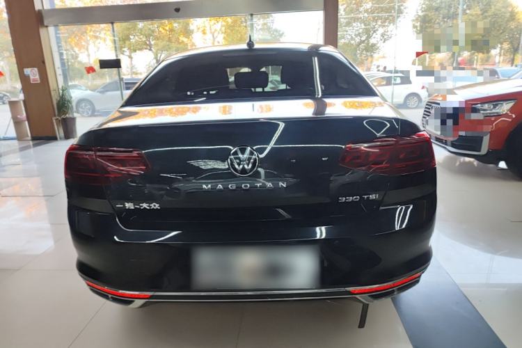 Used Volkswagen Magotan 2025 Revised Version Zhongxiang Edition 330TSI DSG Luxury Trim

