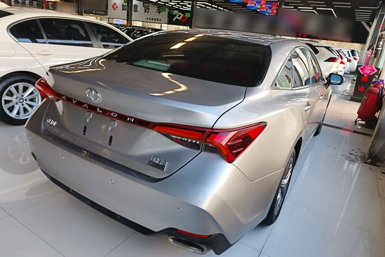 Used Toyota Avalon 2019 2.0L Ambition Edition China VI

