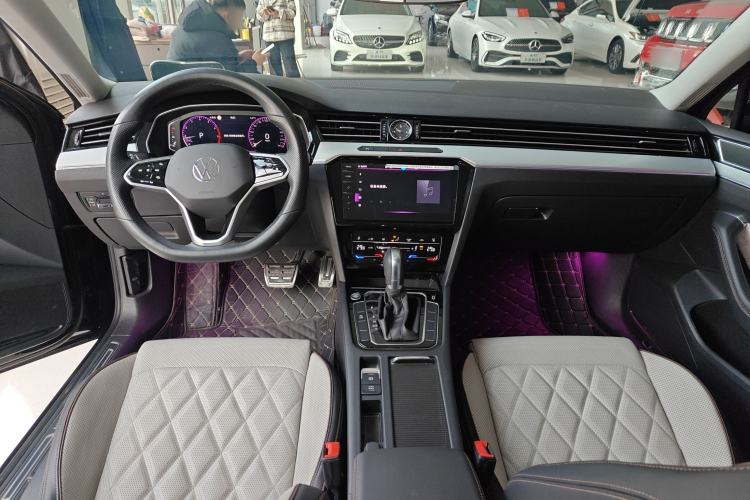 Used Volkswagen Magotan 2023 2 Million Units Commemorative Edition 330TSI DSG Luxury Version