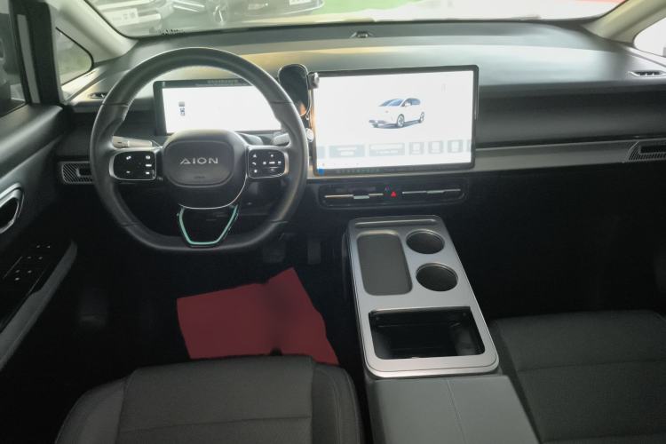 Used AION Y 2023 Younger Star Edition
