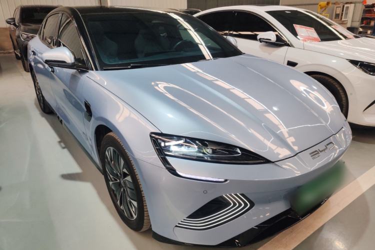 Used BYD Seal 2022 550 km Standard Range Rear-Wheel Drive Prestige Version
