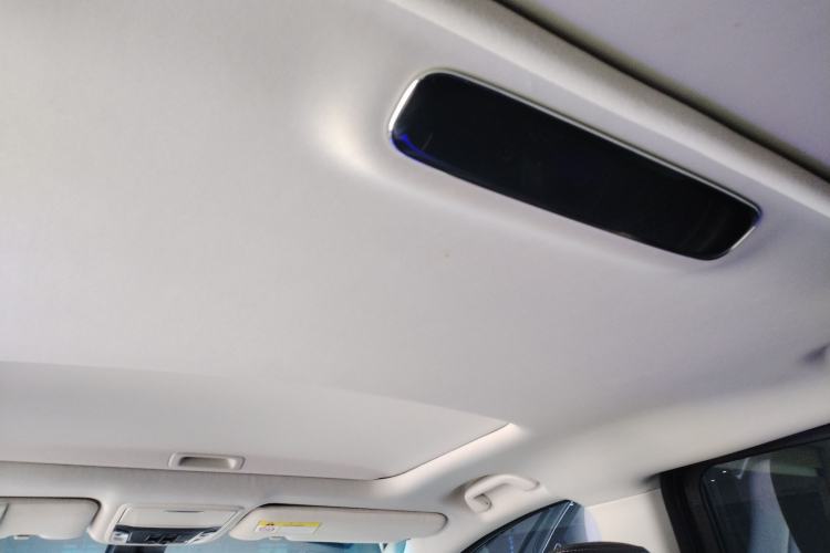 Used Honda Elysion 2019 2.0L Hybrid Supreme Edition
