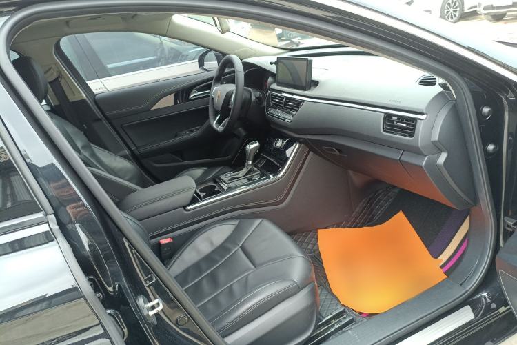 Used Hongqi H5 2019 30TD Smart Connect Dynamic Edition
