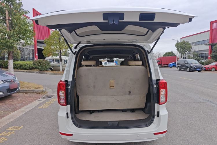 Used Wuling Hongguang 2018 1.5L S Comfort Model L2B
