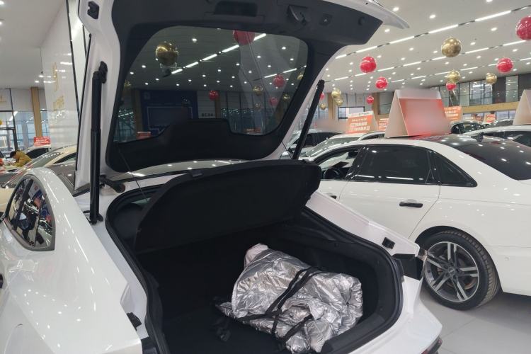 Used Changan UNI-V 2024 1.5T Prestige Sport Edition
