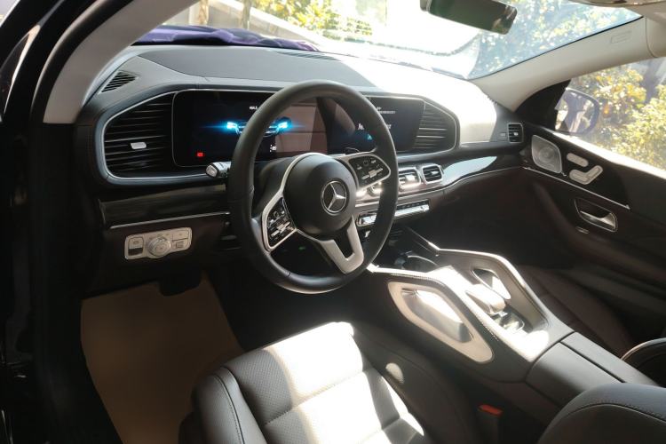 Used Mercedes-Benz GLE 2023 GLE 350 4MATIC Stylish Model
