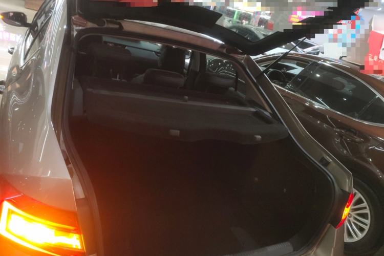 Used Skoda Octavia 2019 1.5L Automatic Smart Drive Luxury Edition China VI Standard