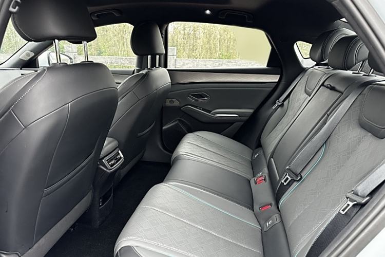 Used BYD Qin L 2024 DM-i 120KM Excellence Model
