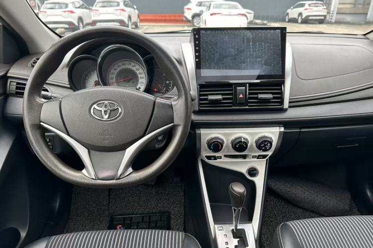Used Toyota YARiS L 2016 1.5G Automatic XunSu Model with Sunroof
