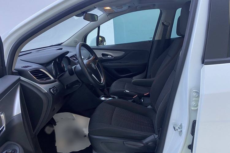 Used Buick Encore 2015 1.4T Automatic Two-Wheel Drive Urban Elite Version
