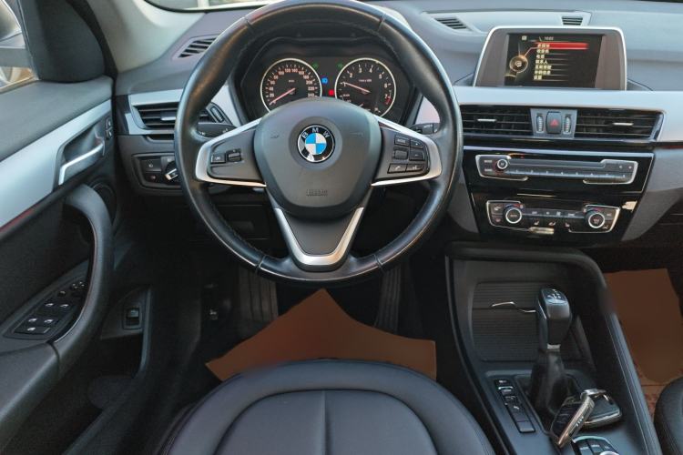 Used BMW X1 2016 sDrive18Li Premium Edition
