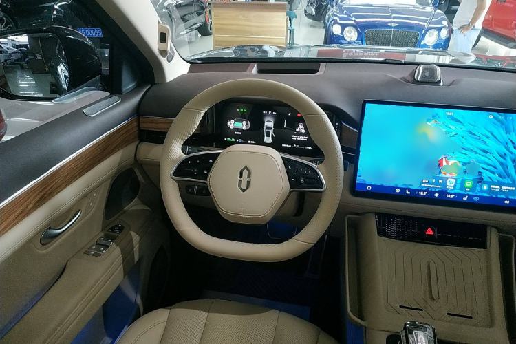 Used Hima AITO M7 2024 1.5T Intelligent Driving 4WD Max Edition 5 Seats
