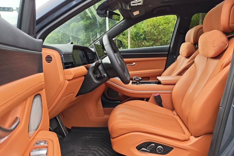 Used Hima AITO M7 2024 1.5T Intelligent Drive 4WD Ultra Version 5 Seats
