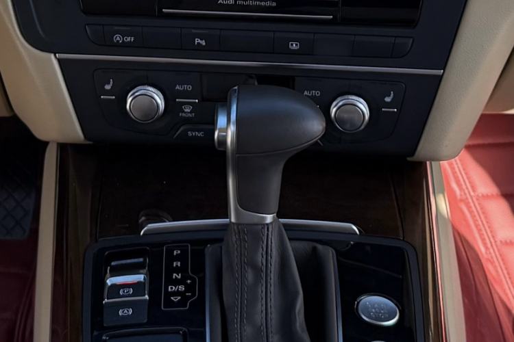 Used Audi A6L 2012 30 FSI Comfort Model
