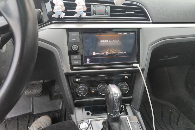 Used Volkswagen Lamando 2019 280TSI DSG Comfort Edition China VI standard