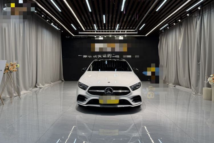 Used Mercedes-Benz A-Class 2022 Revised Version A 200 L Sport Sedan Fashionable Style