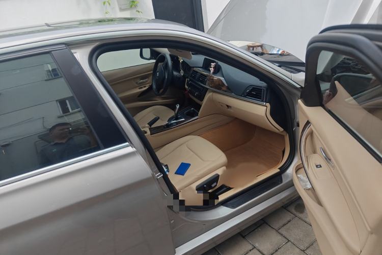 Used BMW 3 Series 2013 320Li Fashion Model
