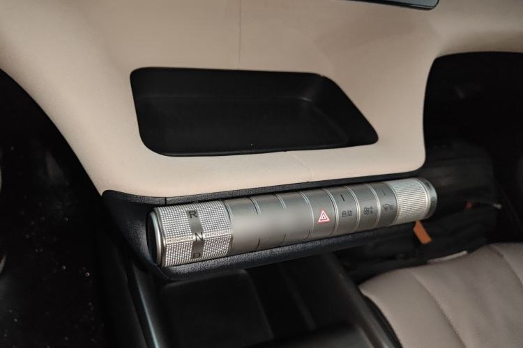 Used BYD Dolphin 2024 Honor Edition 420km Fashion Version
