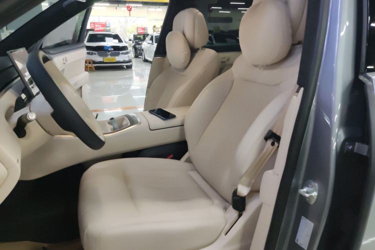 Used ONVO Luxeed L90 2025 Model—Max Six-Seater Version